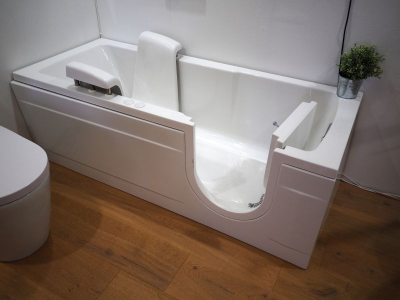 Elderly Bathtub Installation detail